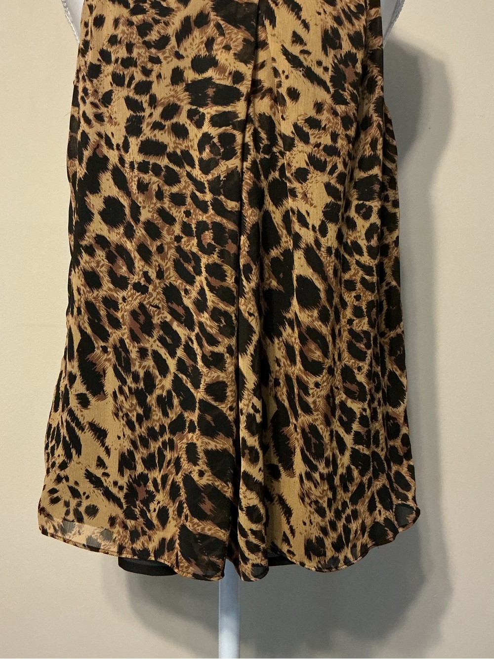 ECI Leopard Print Top - Picture 3 of 10